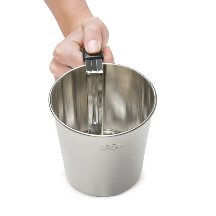 Oxo SoftWorks Stainless Steel Flour Sifter. 3.5 Cup Capacity. New.
