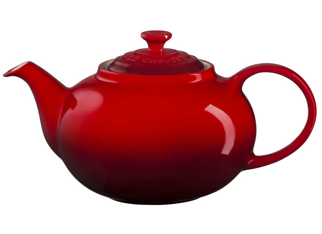 Le Creuset 1.4 Quart Stoneware Traditional Teapot - Cerise